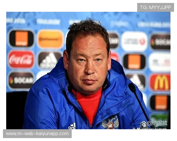 上海申花亚冠遭遇四连败 斯卢茨基临场调整迟缓难挽败局 上海申花亚冠遭遇四连败 斯卢茨基临场调整迟缓难挽败局